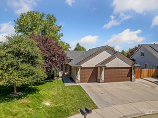 1098 N Carmen Avenue, Boise, ID 83704