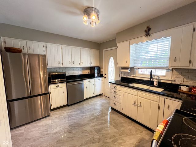 23 Terrance Drive, Batesville, IN 47006