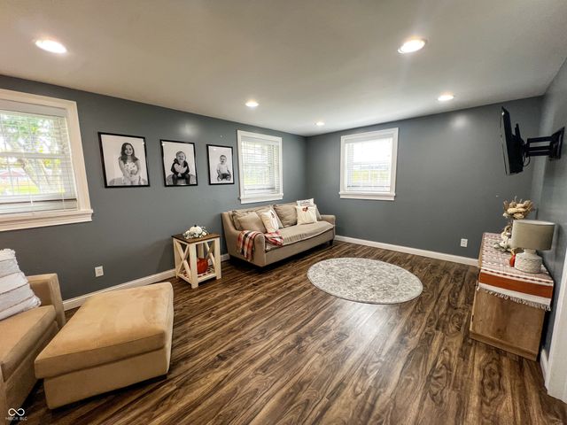 23 Terrance Drive, Batesville, IN 47006