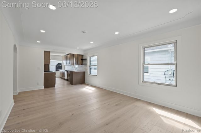 22502 Beach Street, St. Clair Shores, MI 48081
