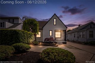 22502 Beach Street, St. Clair Shores, MI 48081