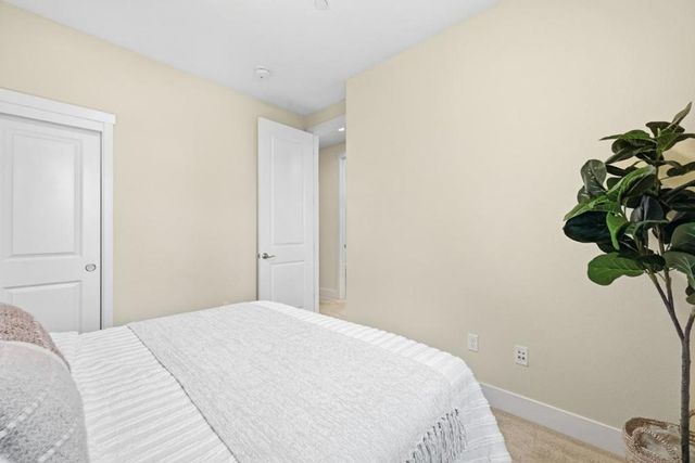 2065 San Luis Avenue, Mountain View, CA 94043
