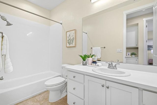 2065 San Luis Avenue, Mountain View, CA 94043