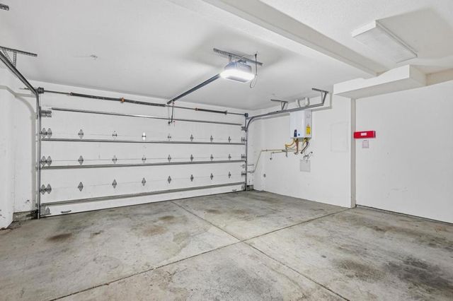2065 San Luis Avenue, Mountain View, CA 94043