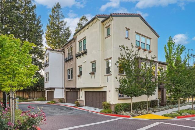 2065 San Luis Avenue, Mountain View, CA 94043