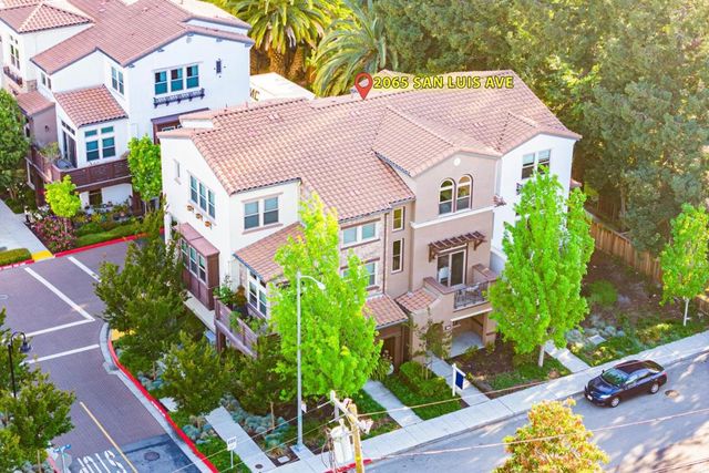 2065 San Luis Avenue, Mountain View, CA 94043
