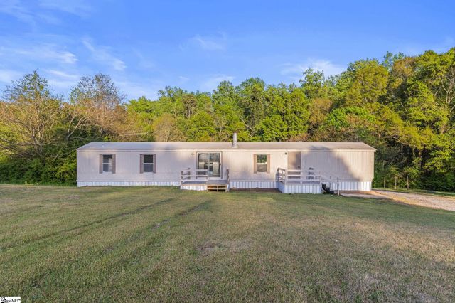 399 Meadowland Drive, Fountain Inn, SC 29644