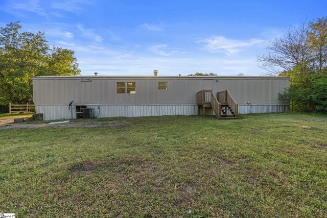 399 Meadowland Drive, Fountain Inn, SC 29644