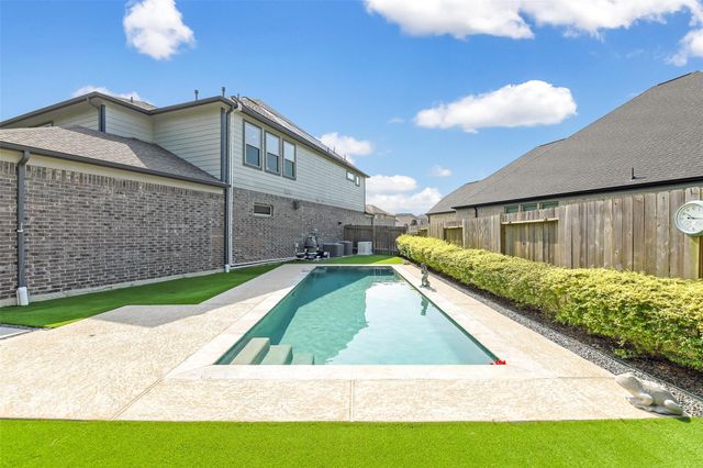 2803 Skerne Forest Drive, Spring, TX 77373