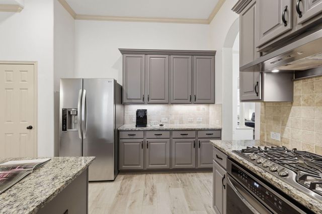 31 W Canyon Wren Circle Circle, The Woodlands, TX 77389