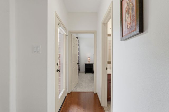 31 W Canyon Wren Circle Circle, The Woodlands, TX 77389