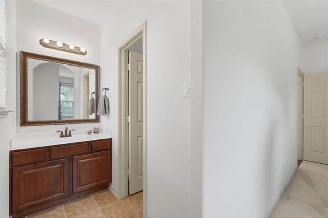 31 W Canyon Wren Circle Circle, The Woodlands, TX 77389