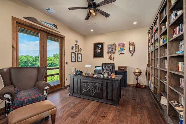 6510 County Road 3409, Lone Oak, TX 75453