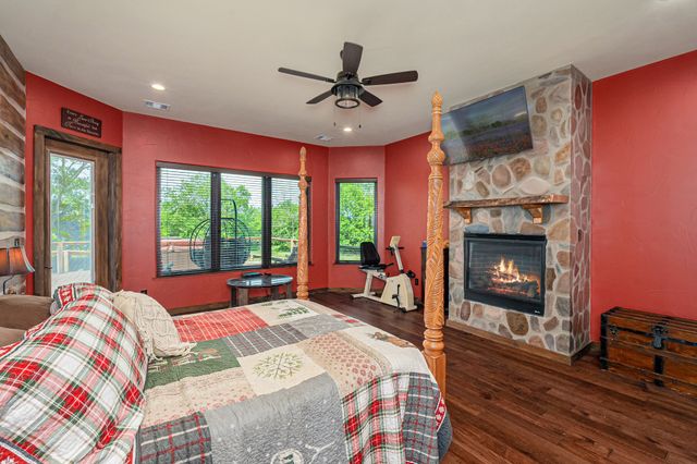6510 County Road 3409, Lone Oak, TX 75453