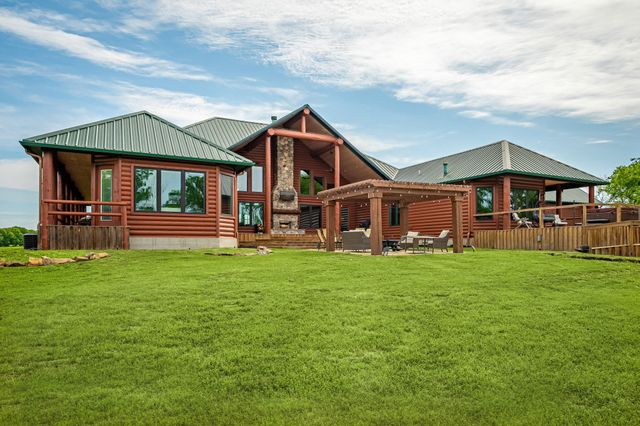 6510 County Road 3409, Lone Oak, TX 75453