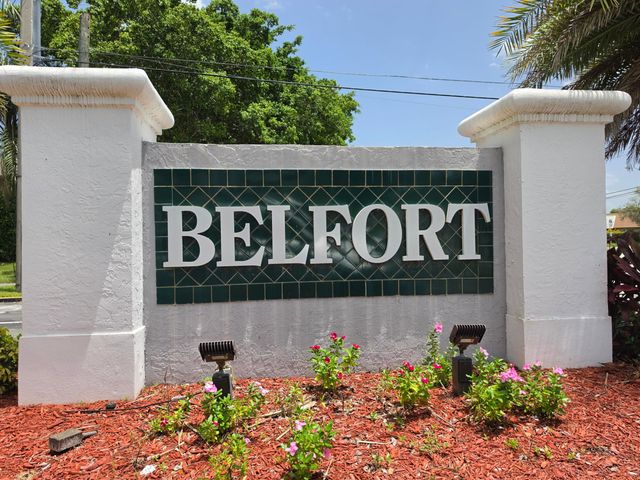 9895 N BELFORT Circle 110, Tamarac, FL 33321