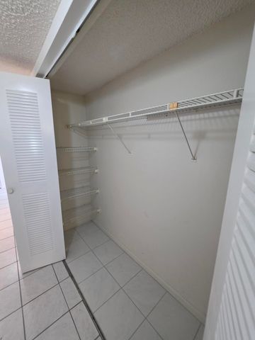 9895 N BELFORT Circle 110, Tamarac, FL 33321