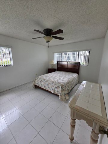 9895 N BELFORT Circle 110, Tamarac, FL 33321