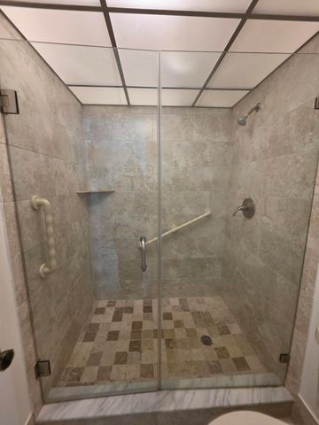 9895 N BELFORT Circle 110, Tamarac, FL 33321