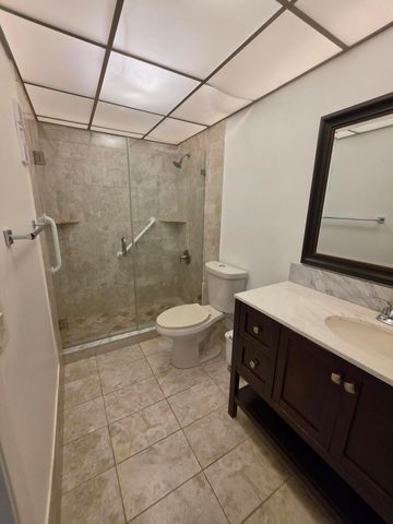 9895 N BELFORT Circle 110, Tamarac, FL 33321