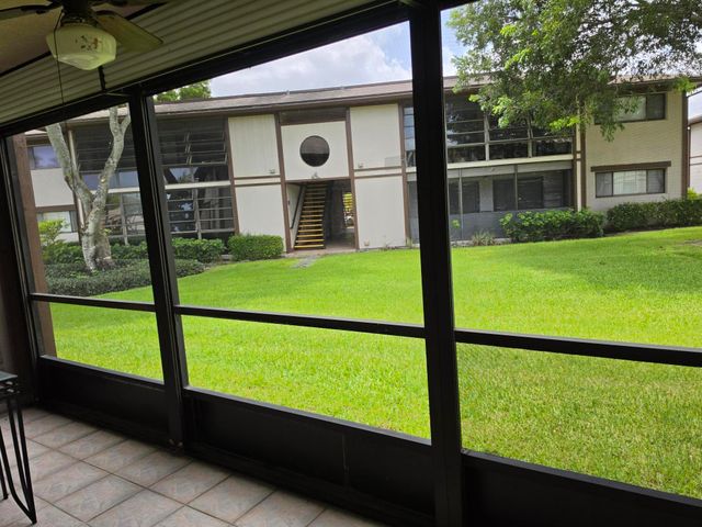 9895 N BELFORT Circle 110, Tamarac, FL 33321