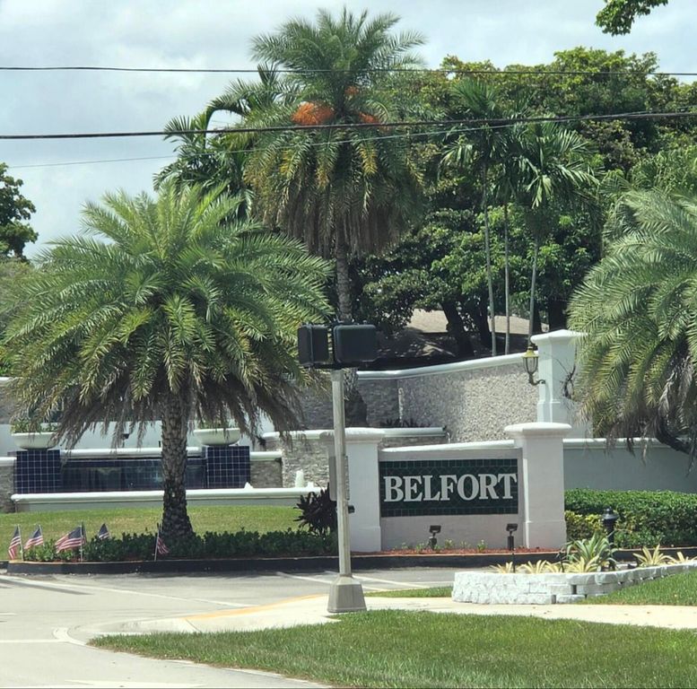 9895 N BELFORT Circle 110, Tamarac, FL 33321