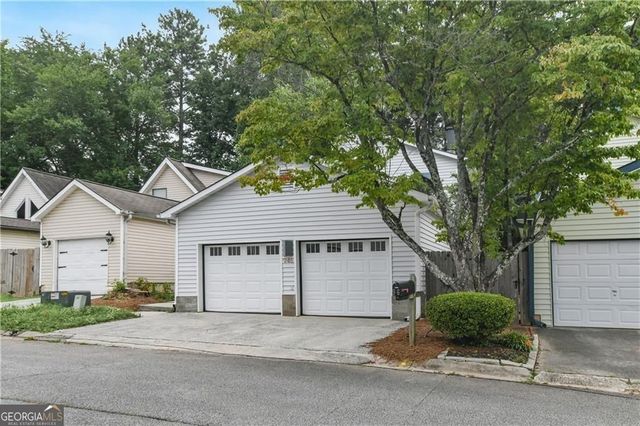 946 Bobcat Court SE, Marietta, GA 30067