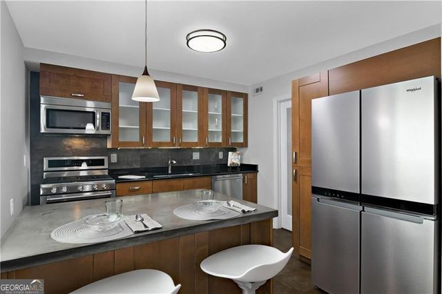 946 Bobcat Court SE, Marietta, GA 30067