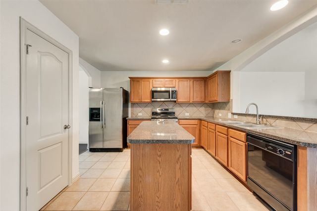 6641 Sierra Madre Drive, Fort Worth, TX 76179