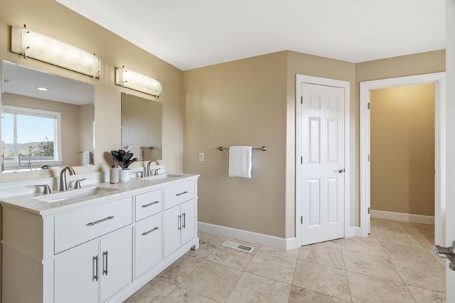 251 Starlight Terrace, Santa Cruz, CA 95065