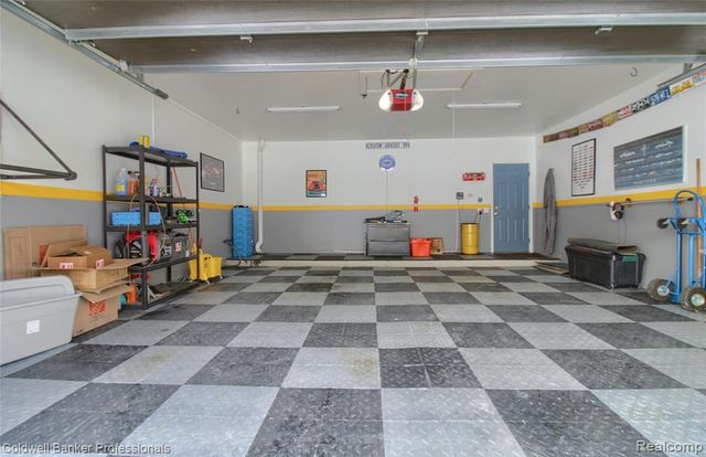 37734 Pickford Drive, Livonia, MI 48152