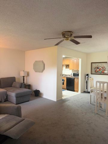 17 Burgundy A, Delray Beach, FL 33484