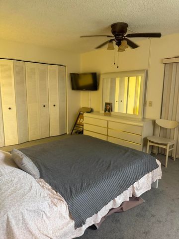 17 Burgundy A, Delray Beach, FL 33484