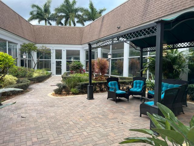 17 Burgundy A, Delray Beach, FL 33484