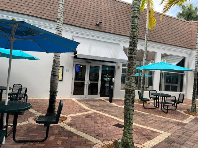 17 Burgundy A, Delray Beach, FL 33484
