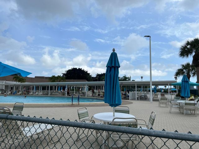 17 Burgundy A, Delray Beach, FL 33484