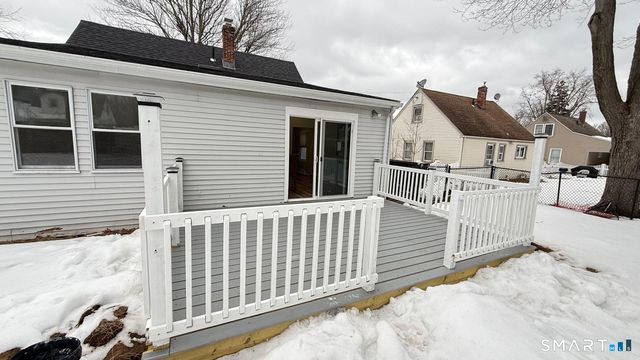 109 Winding Lane, East Hartford, CT 06118