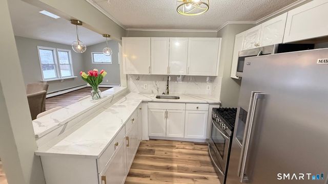 109 Winding Lane, East Hartford, CT 06118