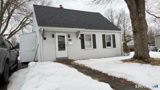 109 Winding Lane, East Hartford, CT 06118