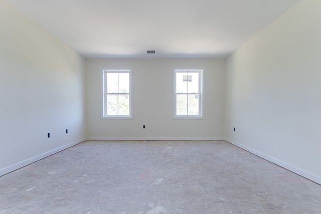 38 Hemlock Street, Douglas, MA 01516