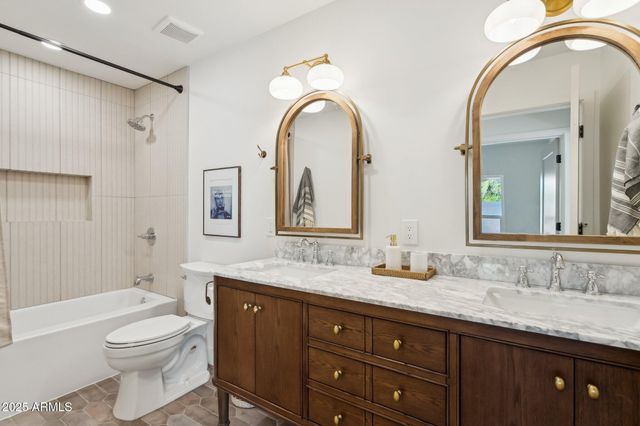 8731 E SAN FELIPE Drive, Scottsdale, AZ 85258