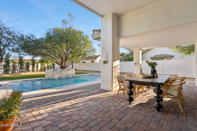 8731 E SAN FELIPE Drive, Scottsdale, AZ 85258