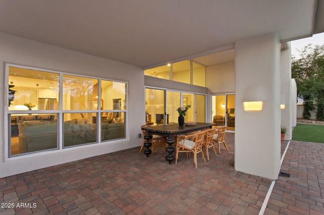 8731 E SAN FELIPE Drive, Scottsdale, AZ 85258