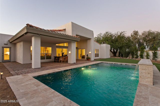 8731 E SAN FELIPE Drive, Scottsdale, AZ 85258