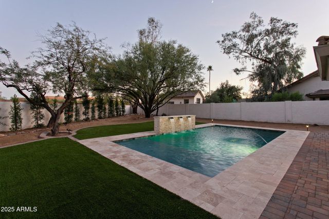 8731 E SAN FELIPE Drive, Scottsdale, AZ 85258