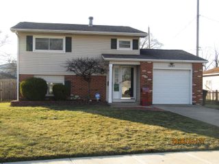 3527 Devin Road, Grove City, OH 43123