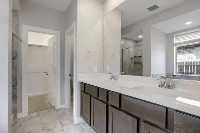 3925 Chesapeake Lane, Heartland, TX 75126