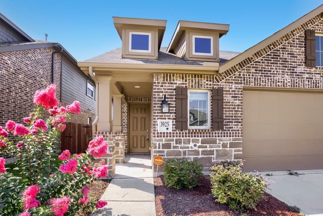 3925 Chesapeake Lane, Heartland, TX 75126