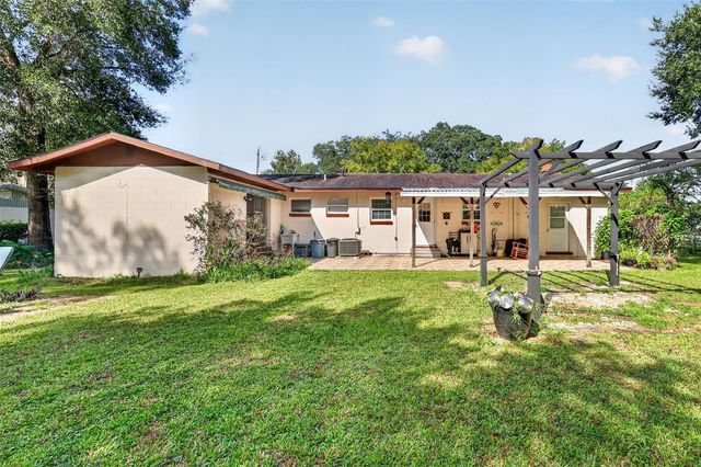 4613 NE 22ND AVENUE, Ocala, FL 34479