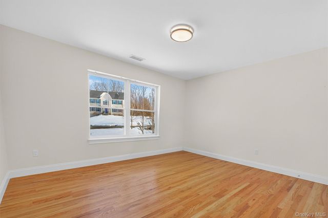 2463 Orchard View Court, Yorktown Heights, NY 10598